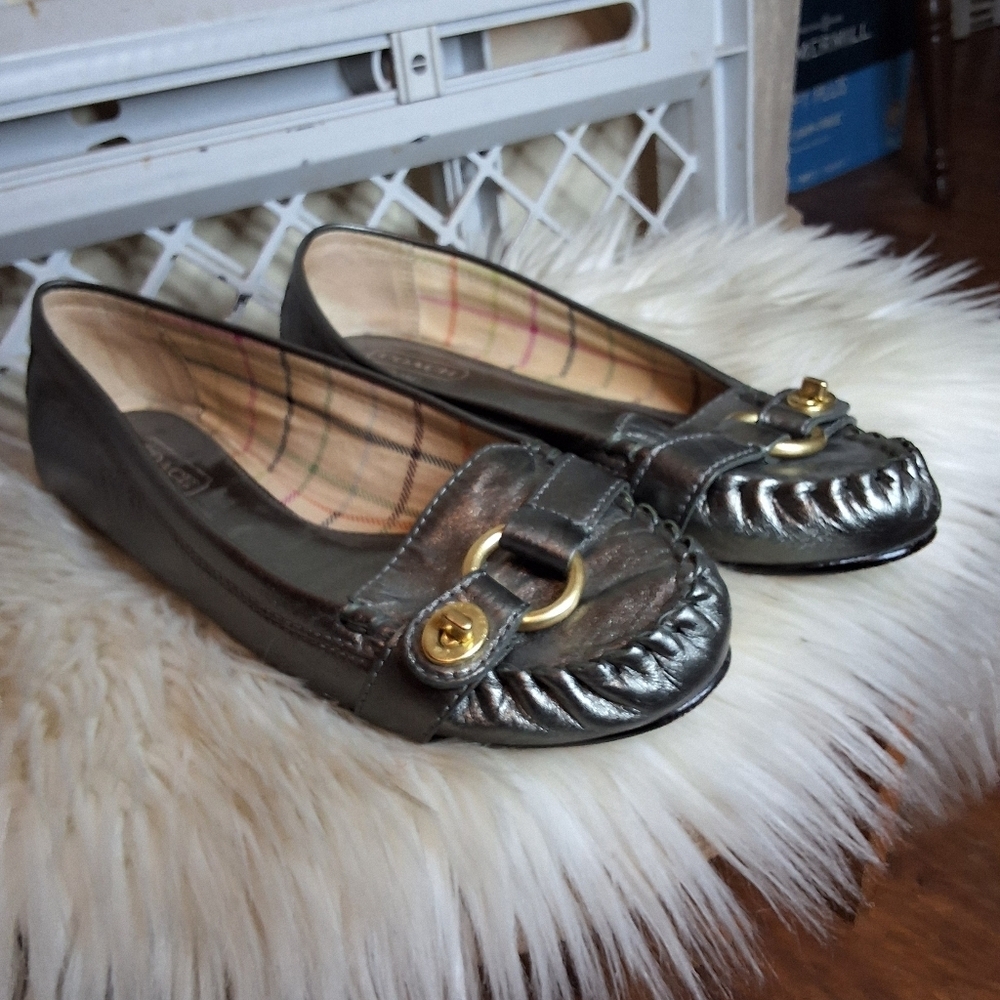 Coach pewter leather kisslock flats 7.5 - Picture 3 of 10